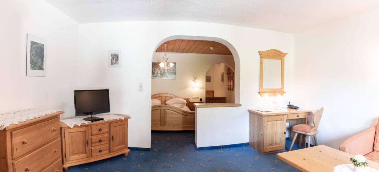 Hotel Rotlechhof Берванг Экстерьер фото